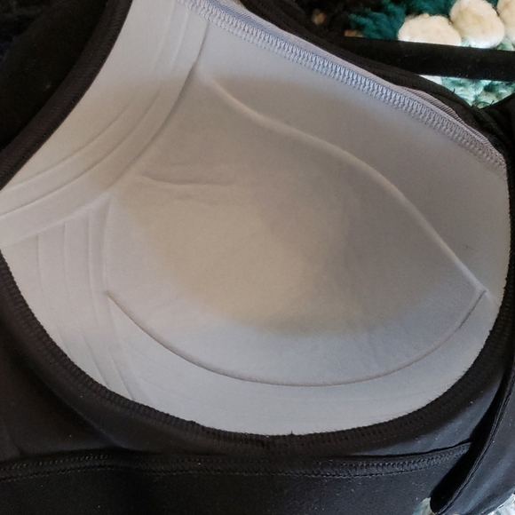 Motion Control Zip Front Bra - Picture 7 of 8